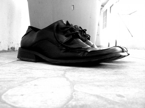 Black fashion shoes
